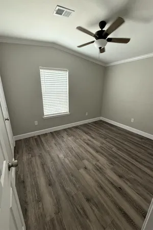 $1,100 | 3067 Shady Creek Lane, Oyster Creek, TX 77541