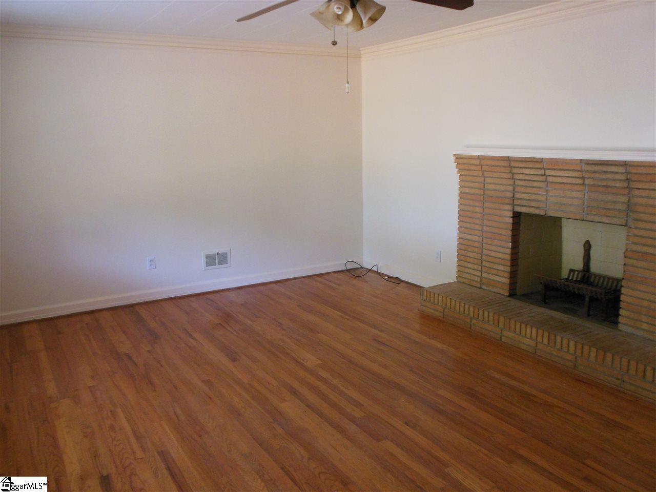 700 Shiloh Road Piedmont, SC 29673 - Photo 2 of 18