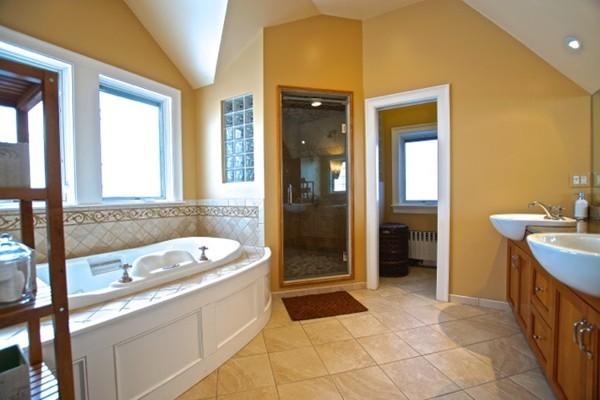 8 Trinity Road Marblehead, MA 01945 - Photo 21 of 30 Gallery Image 21