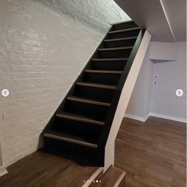 2655 West 24th Place Chicago, IL 60608 - Photo 2 of 16 a view of entryway