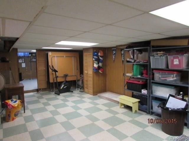 24224 Ridgecroft Avenue Eastpointe, MI 48021 - Photo 11 of 12 11.jpg