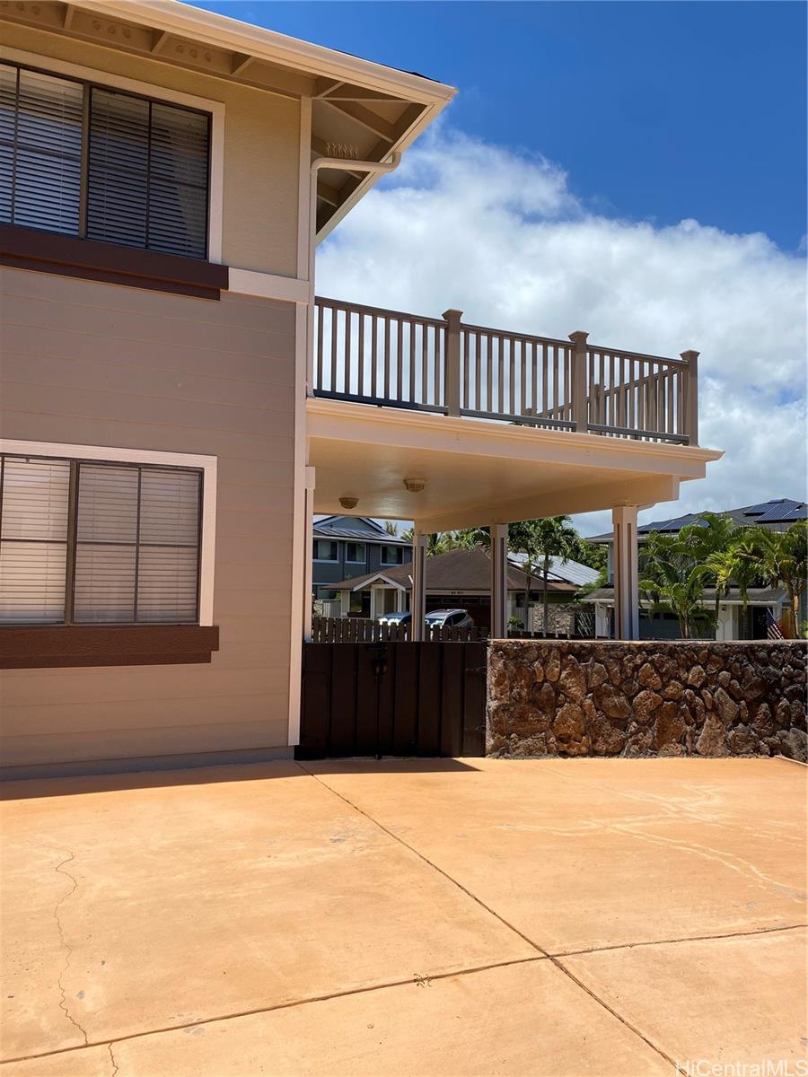 94-1017 Halepuna Street Waipahu, HI 96797 - Photo 7 of 25 a view of a terrace