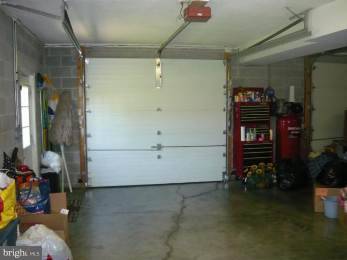 14626 Clear Spring Road Williamsport, MD 21795 - Photo 14 of 30 Interior (General)