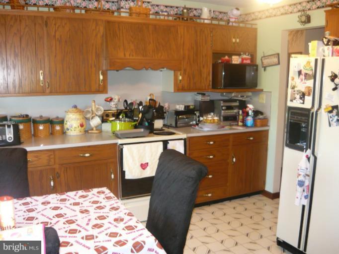 14626 Clear Spring Road Williamsport, MD 21795 - Photo 19 of 30 Kitchen