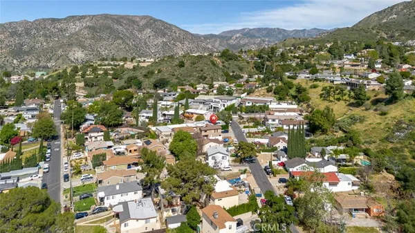 $3,500 | 10787 Las Lunitas Avenue, Tujunga, CA 91042