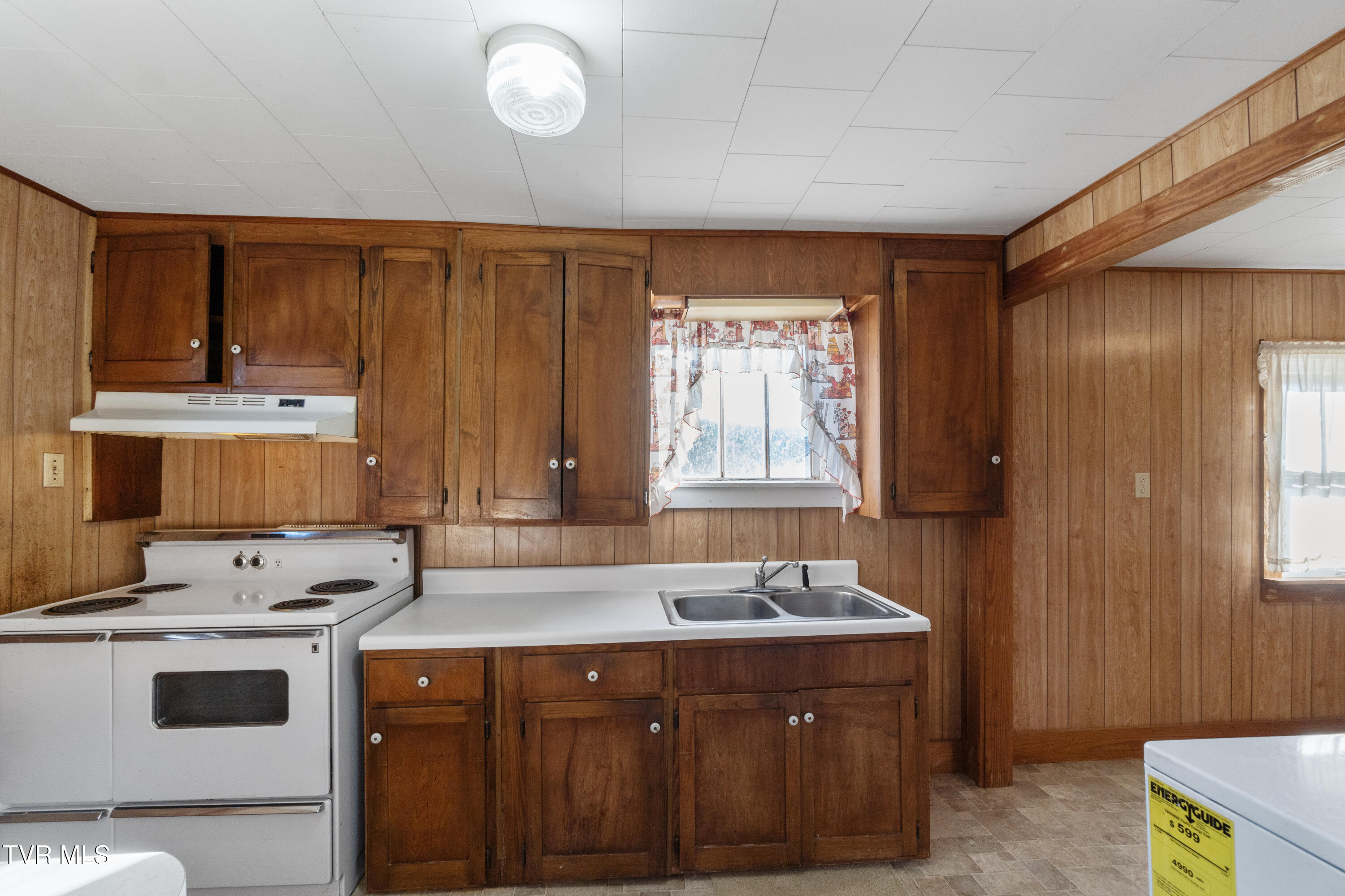135 Scalf Road Chuckey, TN 37641 - Photo 11 of 48 DSC07934