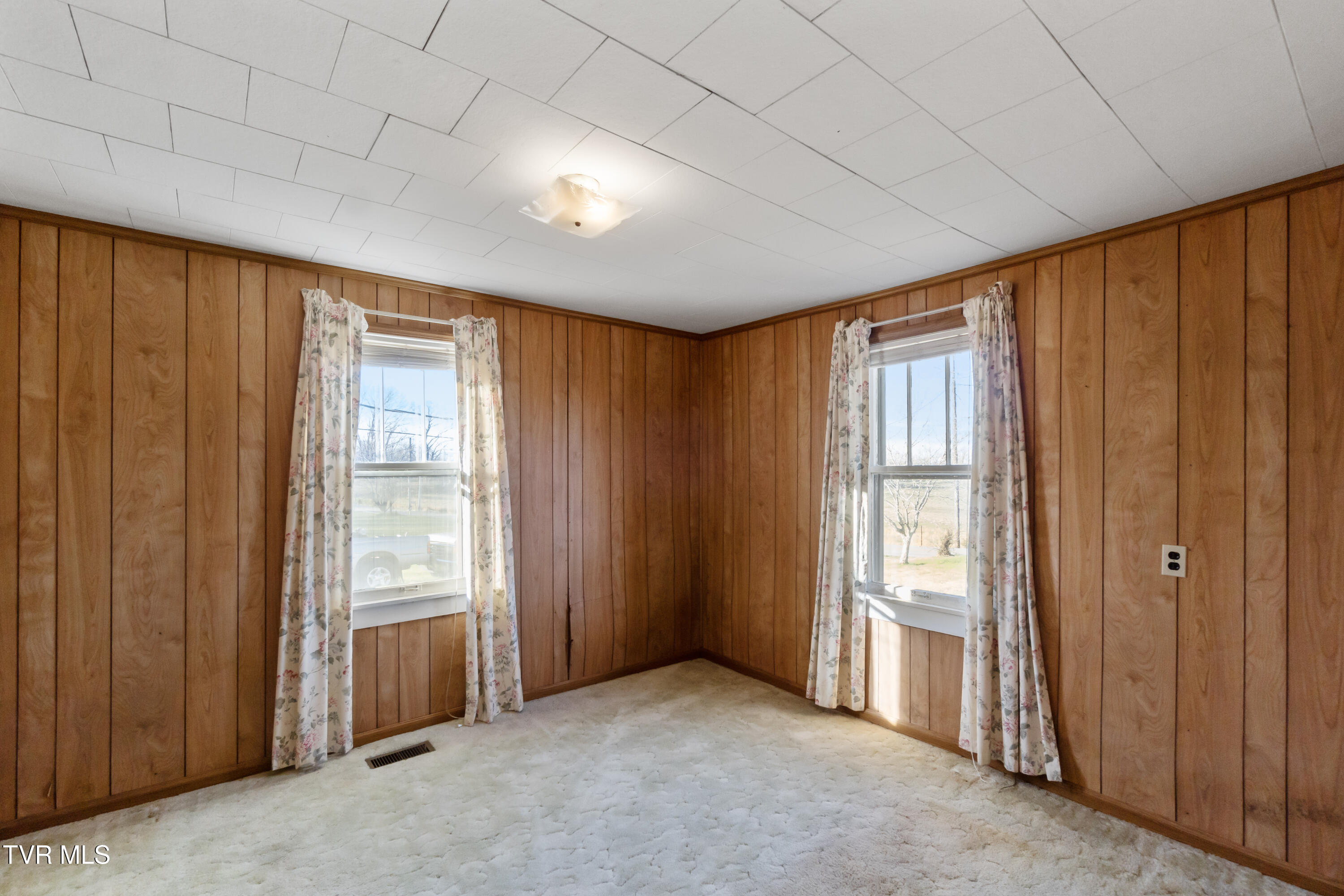 135 Scalf Road Chuckey, TN 37641 - Photo 17 of 48 DSC07892
