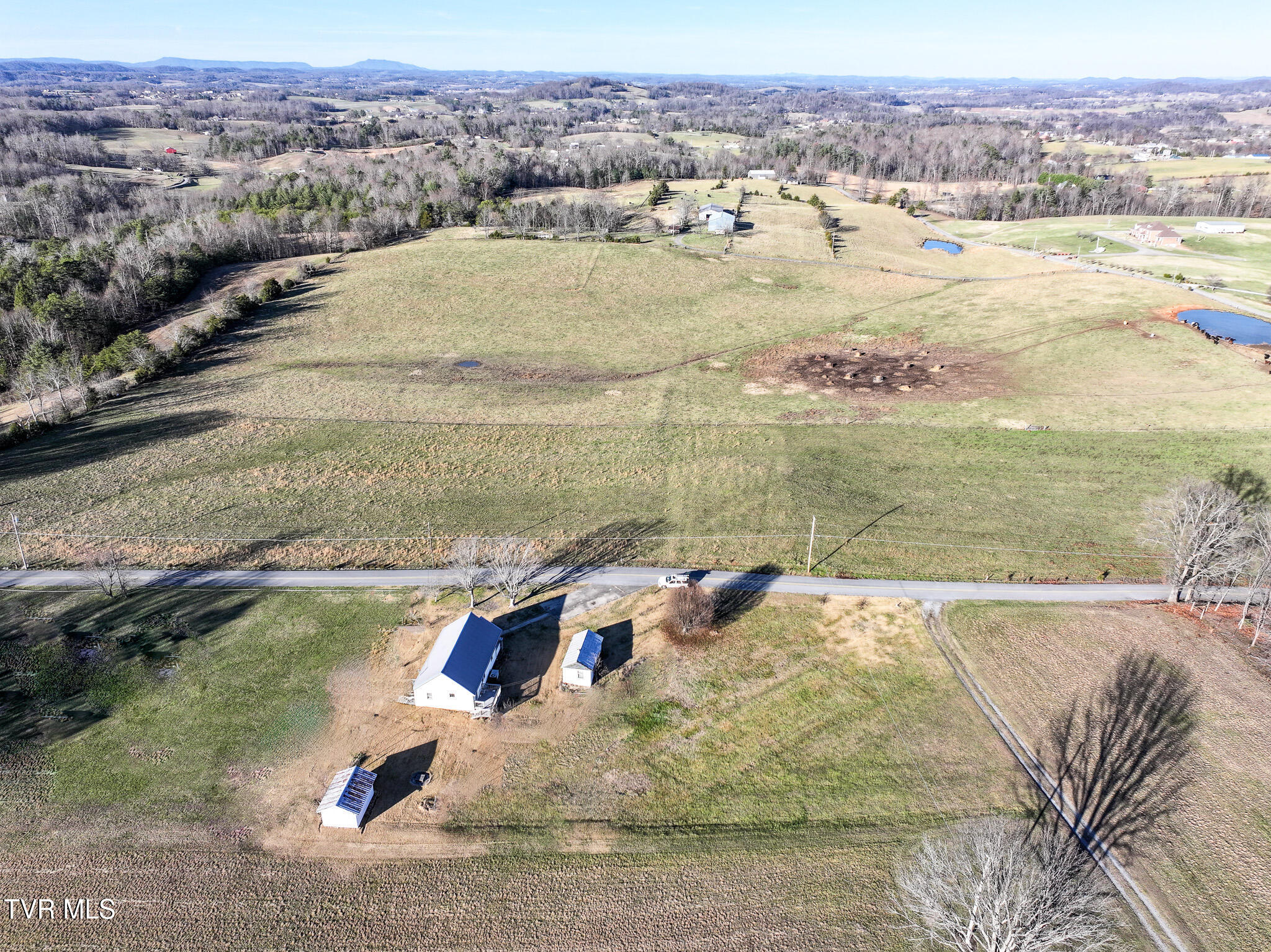 135 Scalf Road Chuckey, TN 37641 - Photo 34 of 48 DJI_20241223070235_0180_D-Edit-Edit