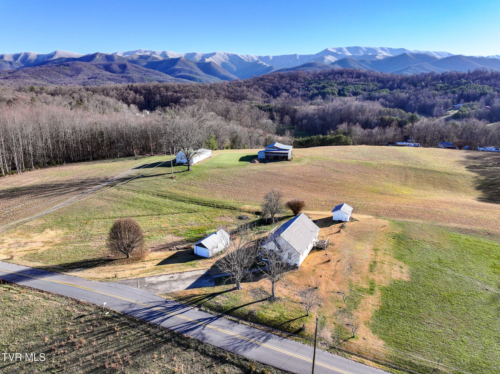 135 Scalf Road Chuckey, TN 37641 - Photo 38 of 48 DJI_20241223070318_0185_D-Edit