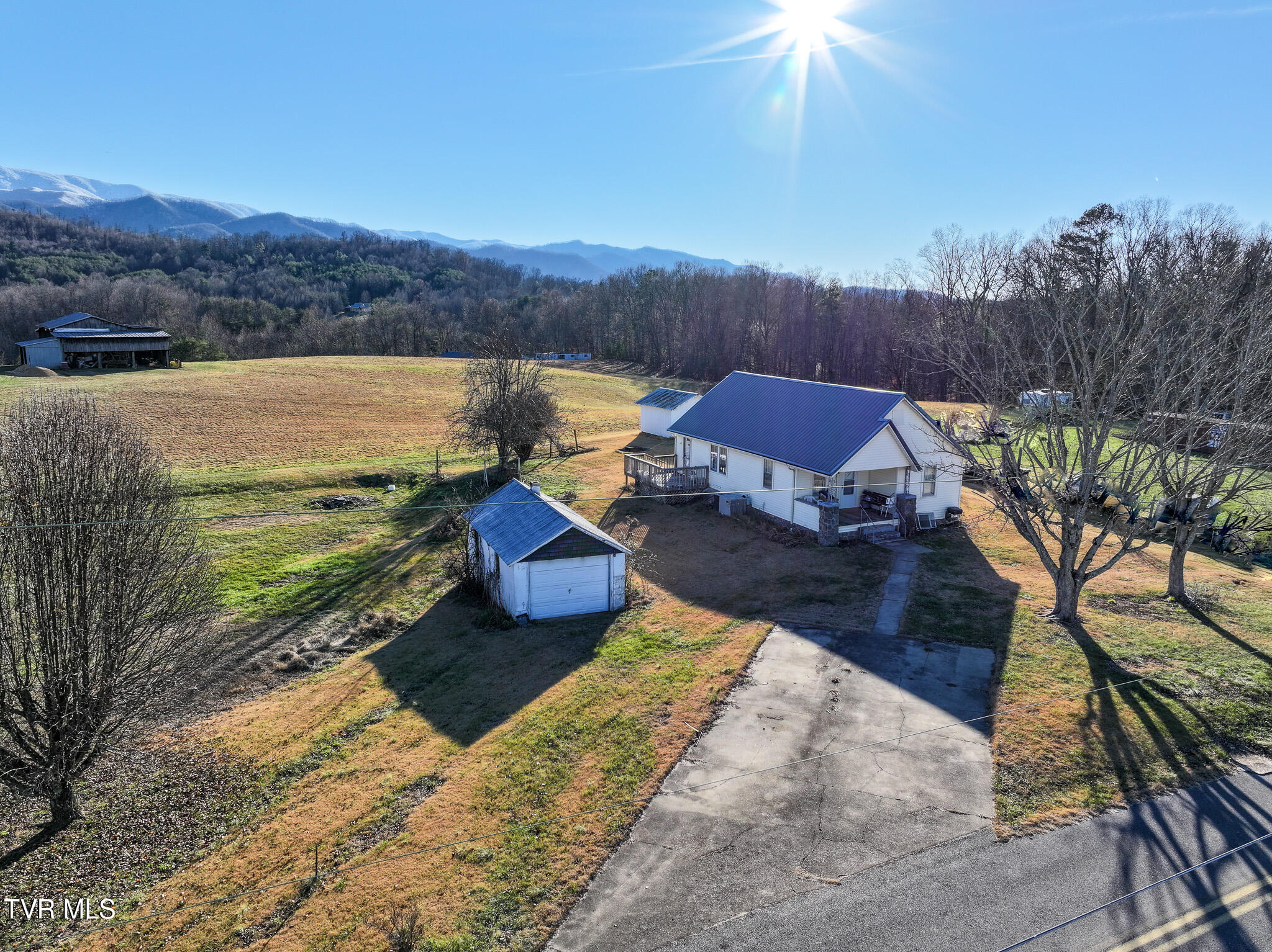135 Scalf Road Chuckey, TN 37641 - Photo 43 of 48 DJI_20241223070620_0197_D-Edit