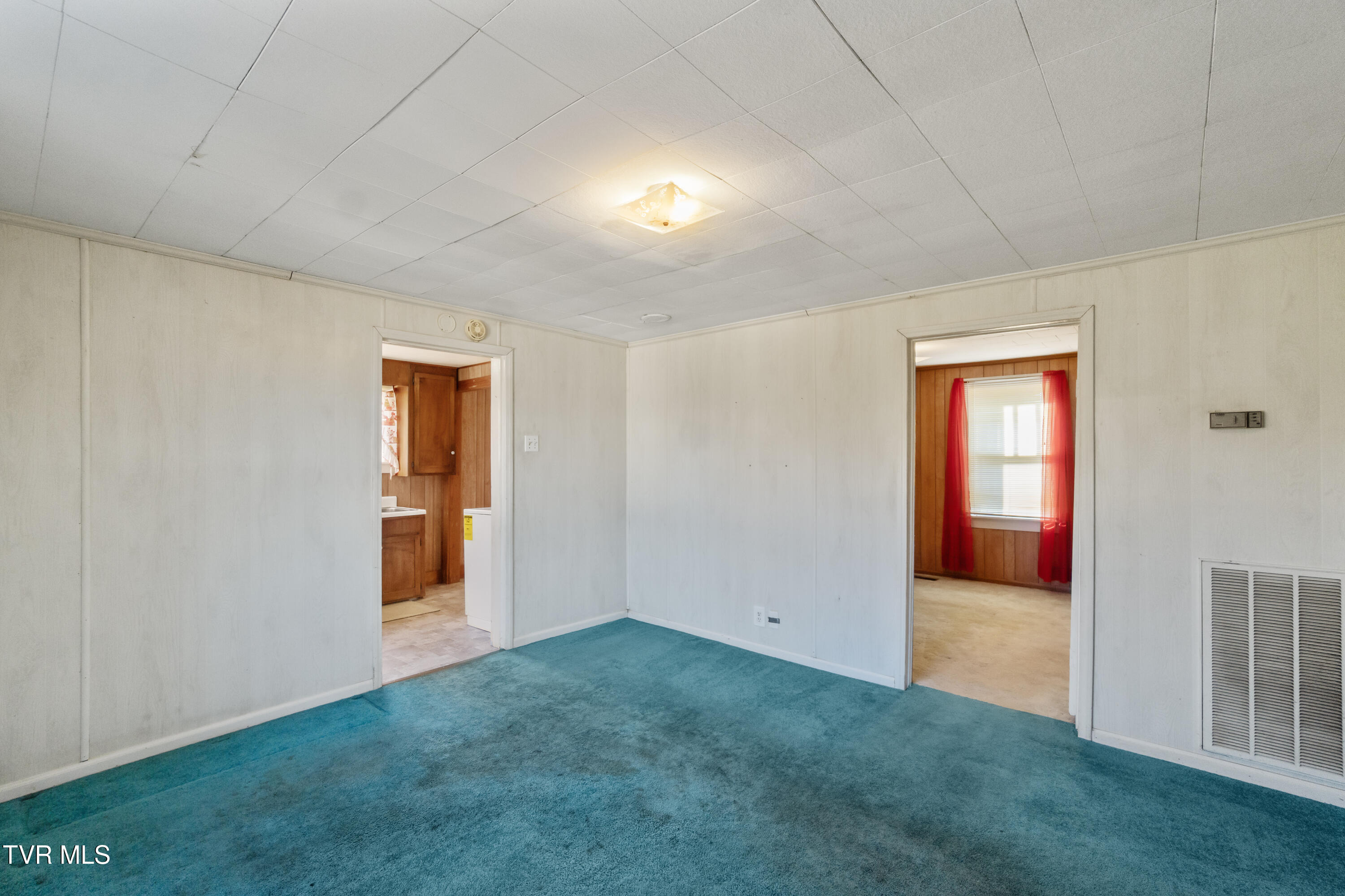 135 Scalf Road Chuckey, TN 37641 - Photo 7 of 48 DSC07925