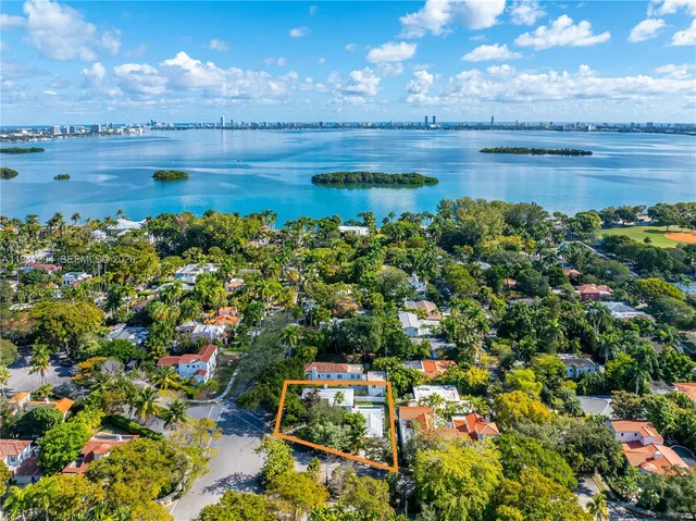 $20,000 | 600 Northeast 57th Street, Miami, FL 33137