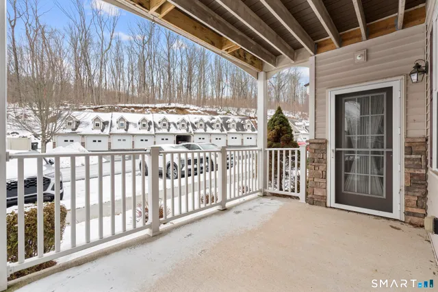 $375,000 | 95 South Ridge Lane, Unit D101, Berlin, CT 06037