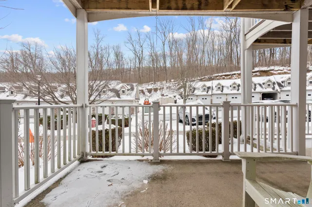 $375,000 | 95 South Ridge Lane, Unit D101, Berlin, CT 06037