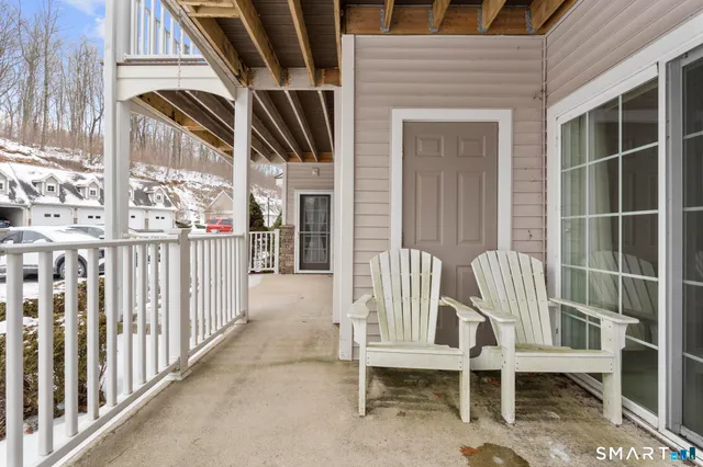 $375,000 | 95 South Ridge Lane, Unit D101, Berlin, CT 06037