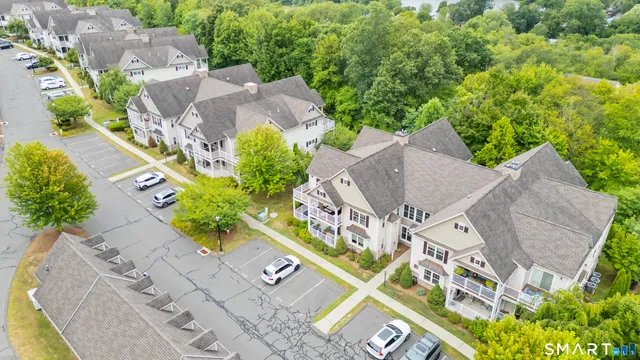 $375,000 | 95 South Ridge Lane, Unit D101, Berlin, CT 06037