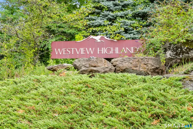 $375,000 | 95 South Ridge Lane, Unit D101, Berlin, CT 06037