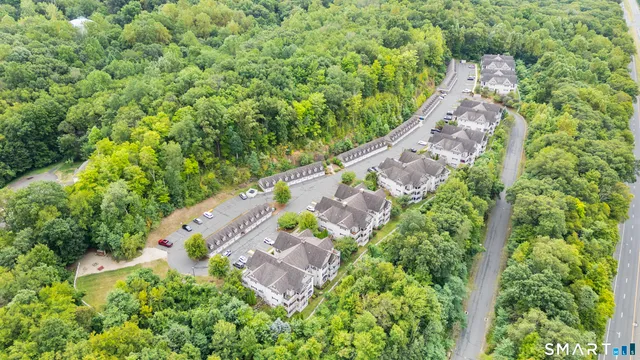 $375,000 | 95 South Ridge Lane, Unit D101, Berlin, CT 06037