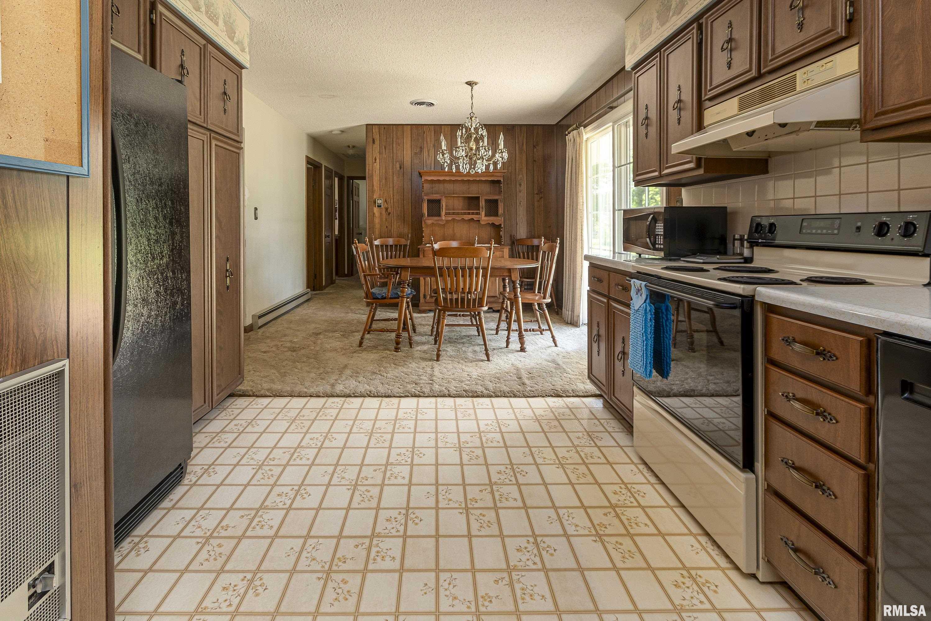 314 Red Row Marion, IL 62959 - Photo 11 of 36 Gallery Image 11