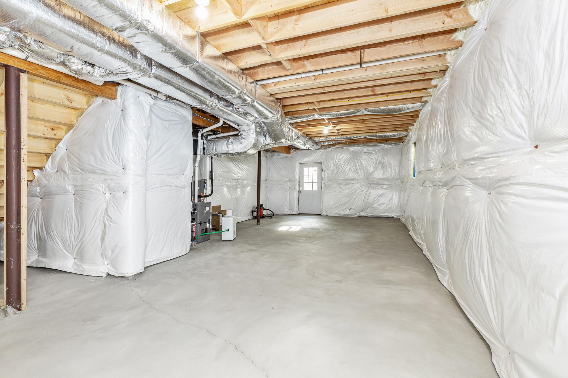 223 Town Line Road Commack, NY 11731 - Photo 26 of 32