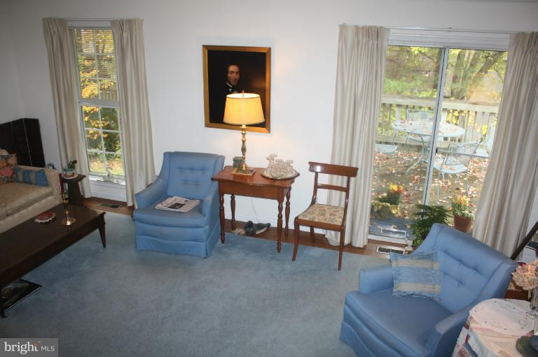 5940 Powell's Landing Road Burke, VA 22015 - Photo 12 of 22 Living Room