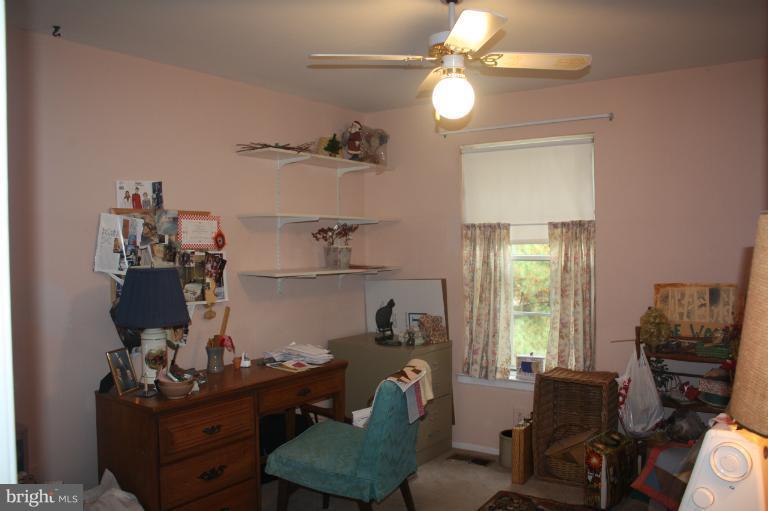 5940 Powell's Landing Road Burke, VA 22015 - Photo 16 of 22 Bedroom