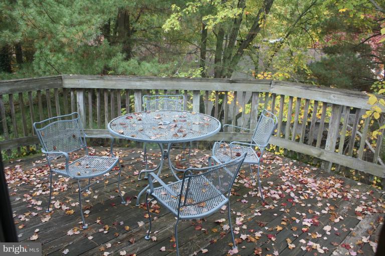 5940 Powell's Landing Road Burke, VA 22015 - Photo 7 of 22 Wood Deck
