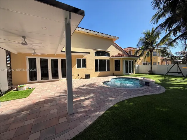 a close view of sink and tap