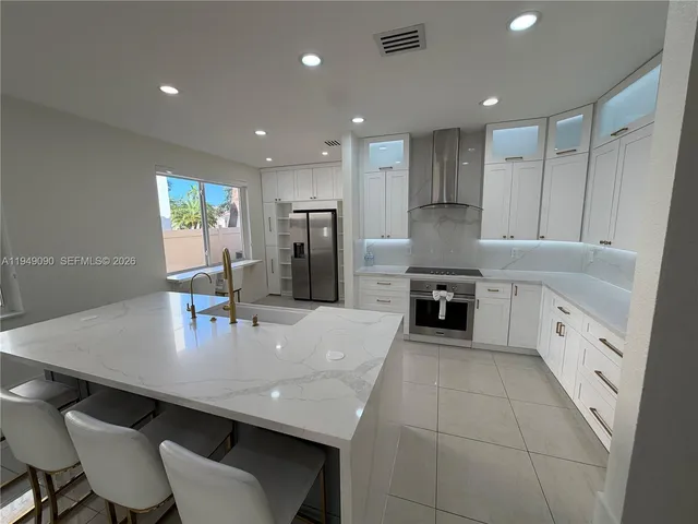 a view of a livingroom with a furniture