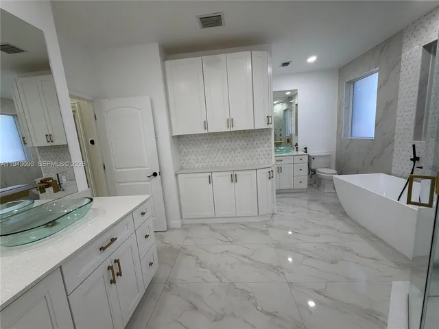 $5,850 | 364 Southwest 188th Avenue, Pembroke Pines, FL 33029