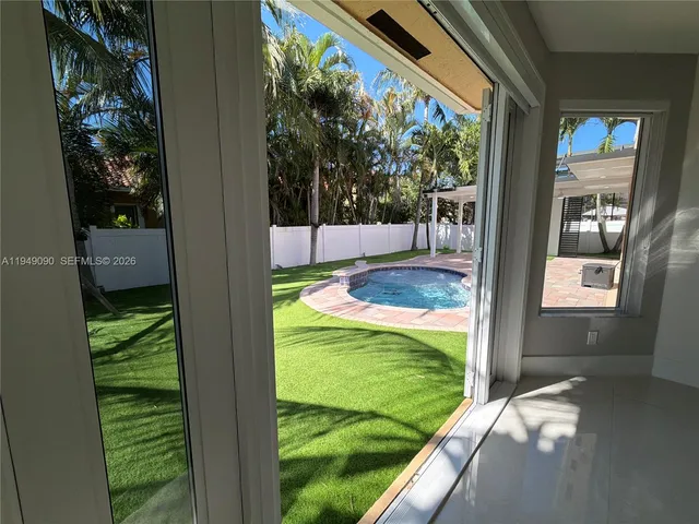 $5,850 | 364 Southwest 188th Avenue, Pembroke Pines, FL 33029