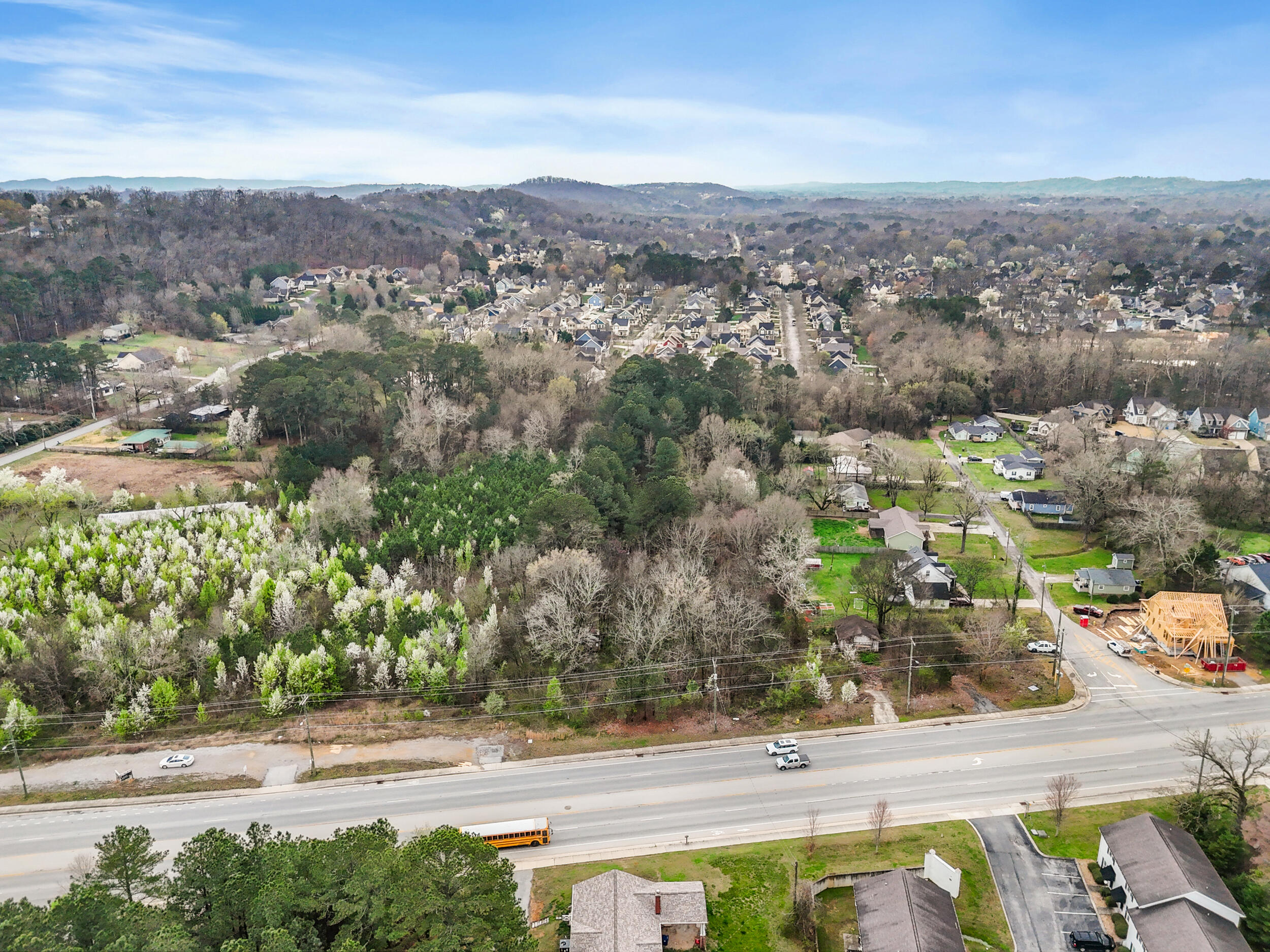 8528 East Brainerd Road Chattanooga, TN 37421 - Photo 2 of 12 dji_20260311025911_0763_d