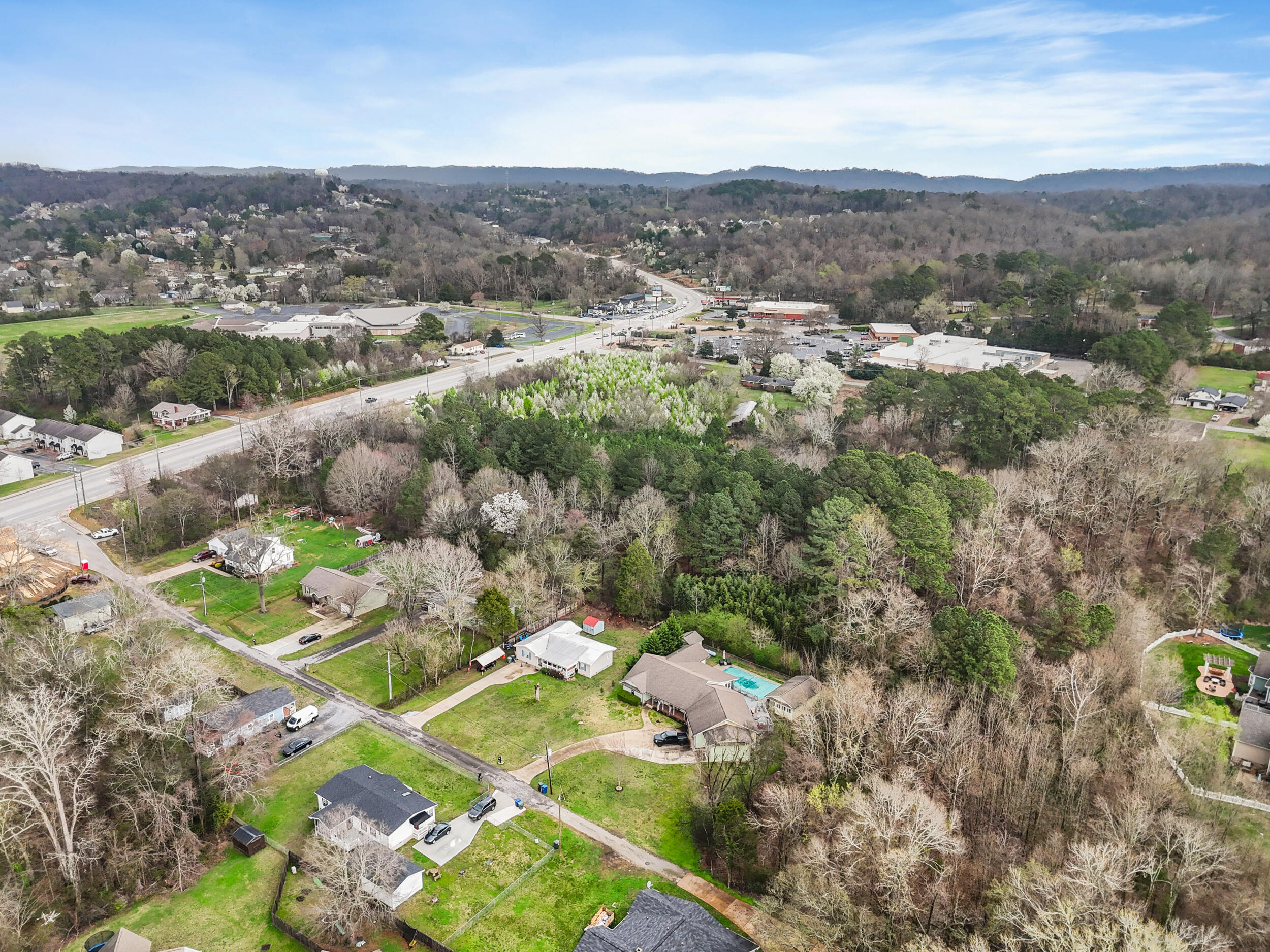 8528 East Brainerd Road Chattanooga, TN 37421 - Photo 4 of 12 dji_20260311030007_0776_d