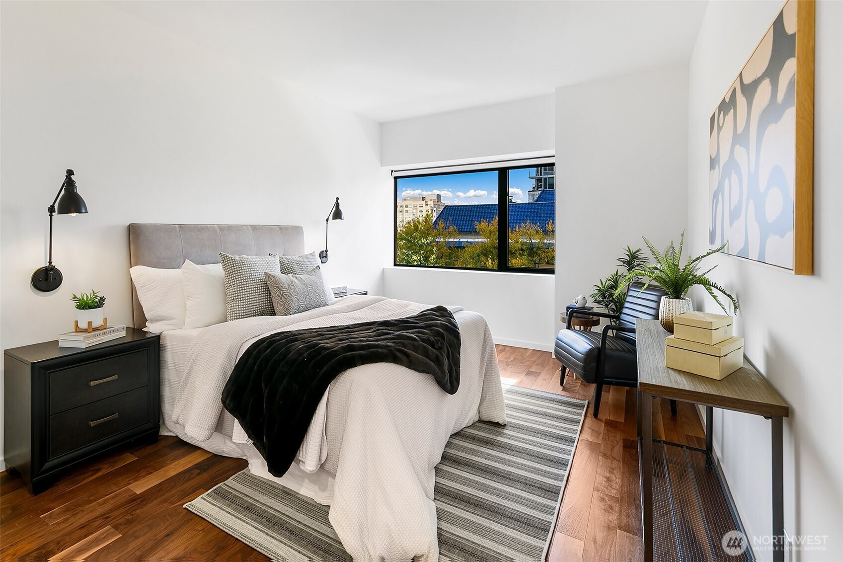 1301 Spring Street, Unit 5A Seattle, WA 98104 - Photo 10 of 33 Gallery Image 10
