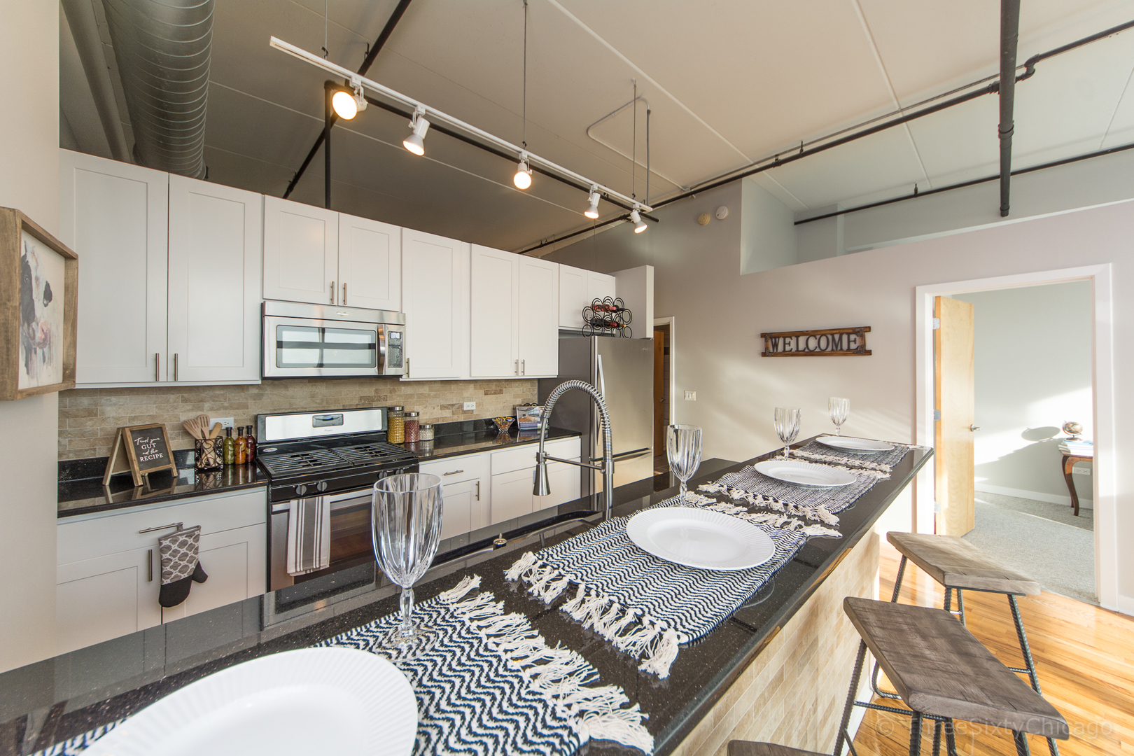 1224 West Van Buren Street, Unit 409 Chicago, IL 60607 - Photo 11 of 27