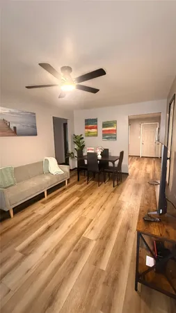 $1,100 | 2619 Canfield Street, Unit 1, Houston, TX 77004