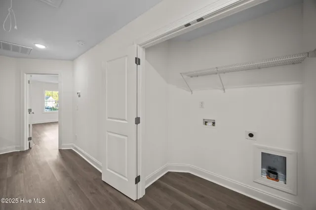 $275,000 | 2001 Newbury Way, Unit D, Greenville, NC 27834