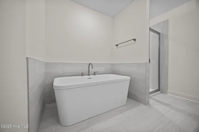 $275,000 | 2001 Newbury Way, Unit D, Greenville, NC 27834