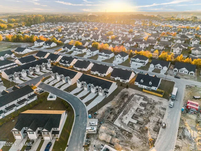 $275,000 | 2001 Newbury Way, Unit D, Greenville, NC 27834