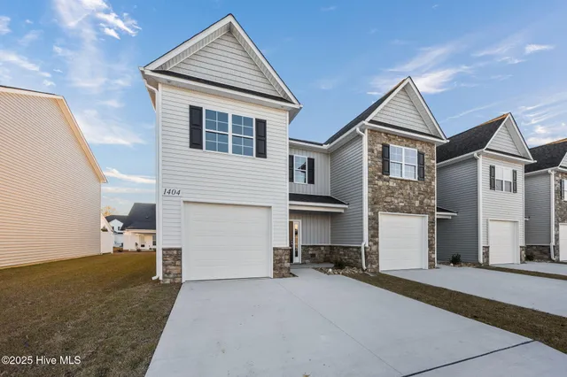 $275,000 | 2001 Newbury Way, Unit D, Greenville, NC 27834