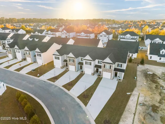 $275,000 | 2001 Newbury Way, Unit D, Greenville, NC 27834