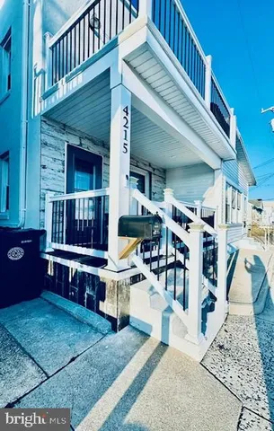 a view of house with outdoor space