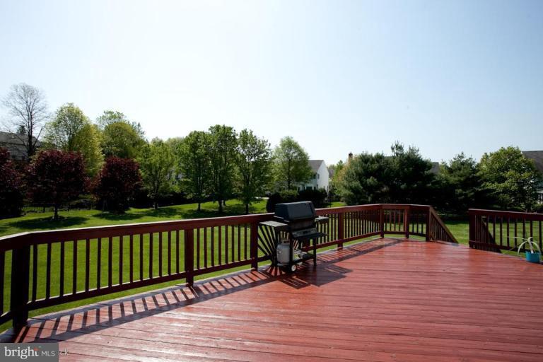 10378 Wetherburn Road Woodstock, MD 21163 - Photo 26 of 30 Deck