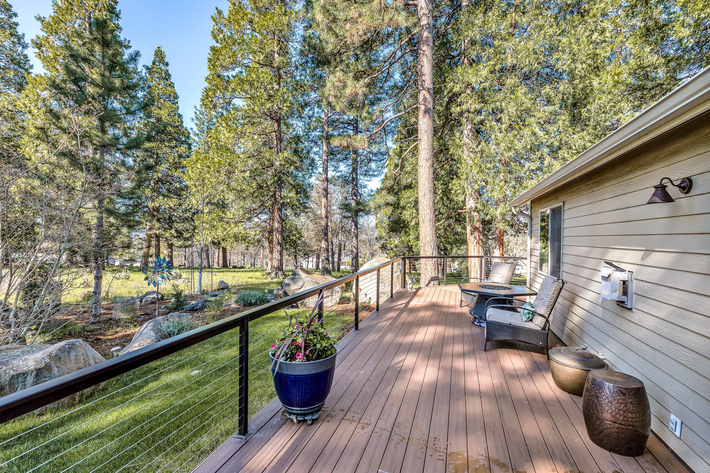 6133 Cooper's Hawk Road Klamath Falls, OR 97601 - Photo 31 of 38 9R9A5665