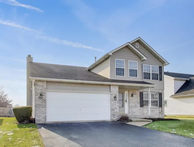$369,000 | 2910 Bloomfield Drive, Joliet, IL 60436