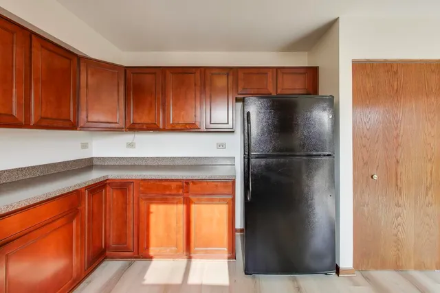 $369,000 | 2910 Bloomfield Drive, Joliet, IL 60436