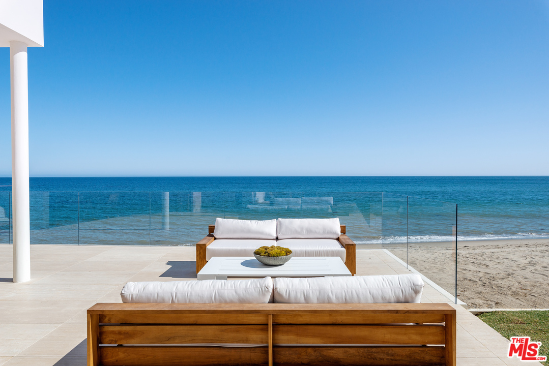 27234 Pacific Coast Highway Malibu, CA 90265 - Photo 7 of 54 a view of sitting area with seating area