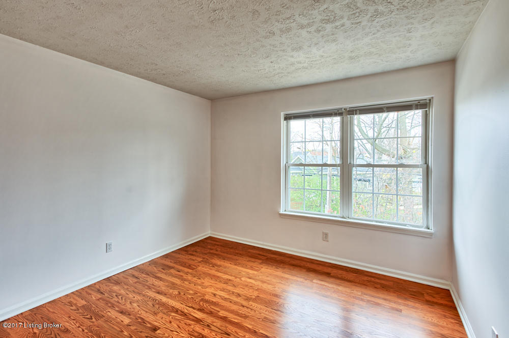 2300 Dundee Road, Unit 16 Louisville, KY 40205 - Photo 14 of 23 2300-DR16-15