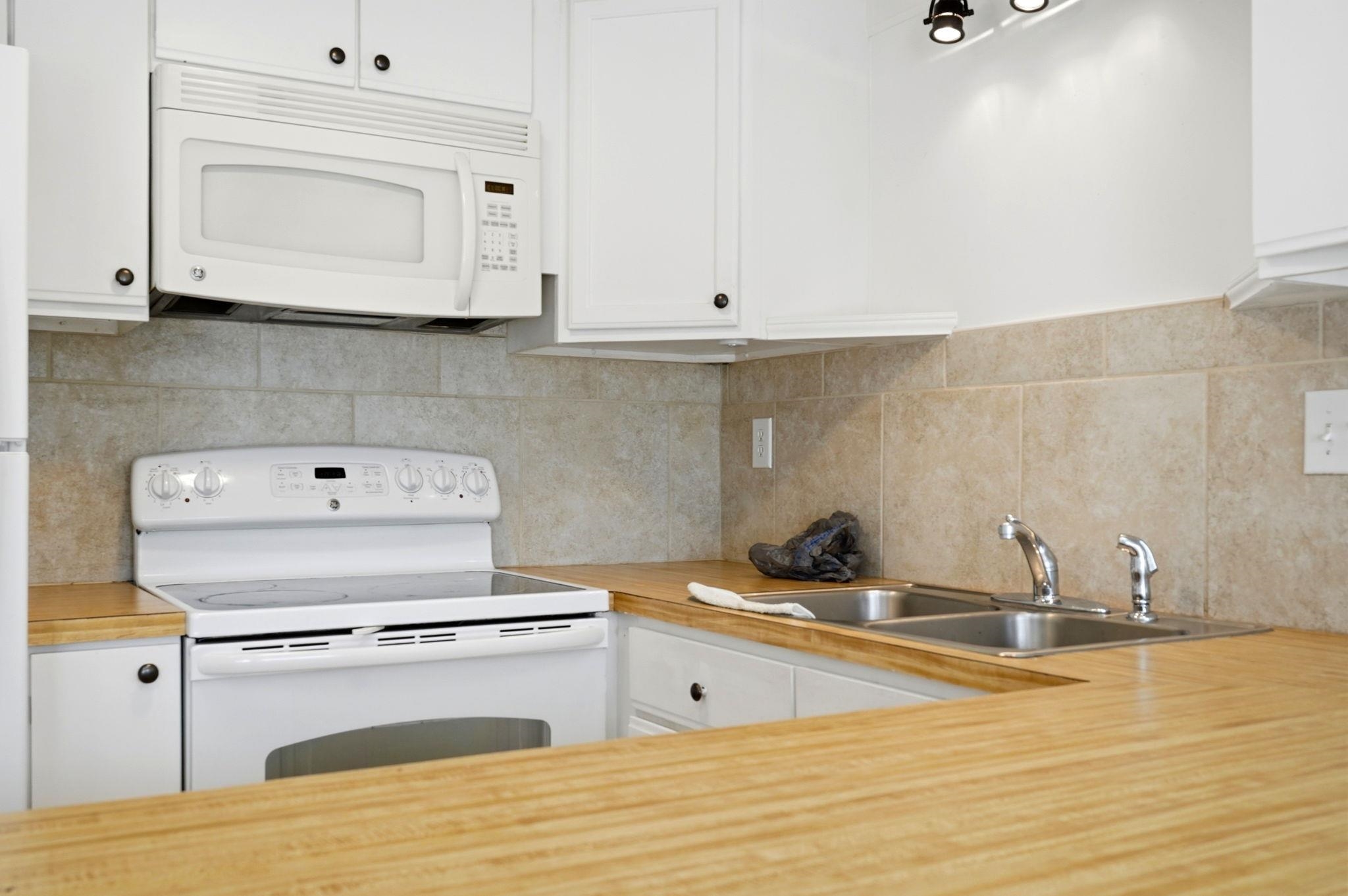 1400 Deer Creek Road, Unit G Surfside Beach, SC 29575 - Photo 12 of 33 Gallery Image 12