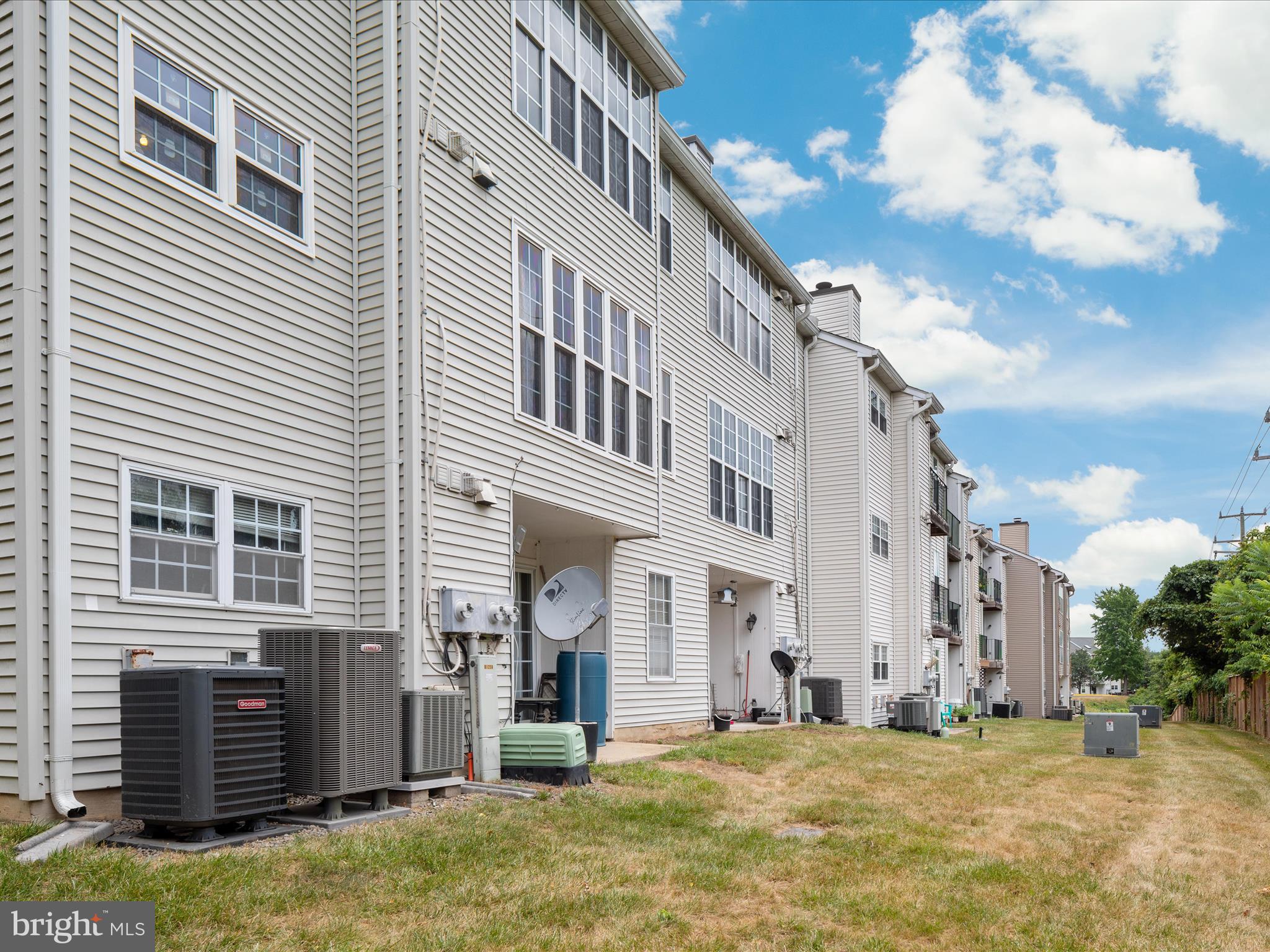 125 Fort Evans Road Southeast, Unit F Leesburg, VA 20175 - Photo 17 of 19 BY1A1765_125 Fort Evans Rd SE - Absolute Altitude